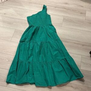 Green One-Shoulder Maxi Dress